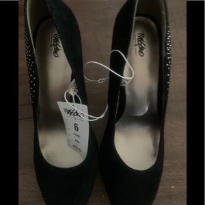 New platform Mary Jane studded heels